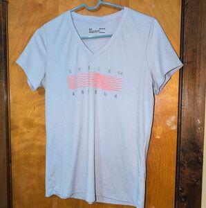 Under Armour Woman's Medium Work Out Top